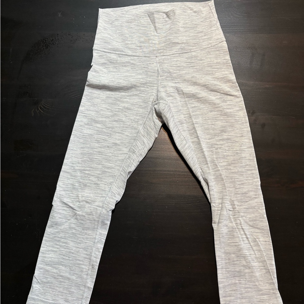 Lululemon Wunder Under Gray Crop Leggings